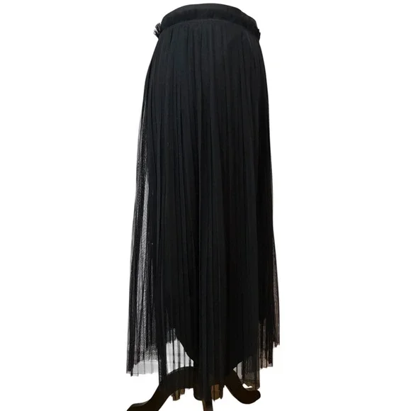 Banana Republic Black Pleated Tulle Midi Skirt Size 10 Tall Mesh Accordion Core - Picture 4 of 8